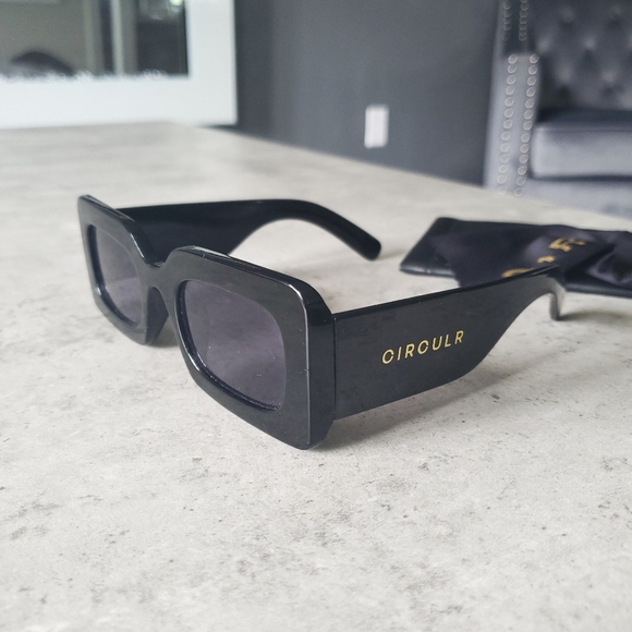 CIRCULR Gustavo - Black Sunglasses - Picture 3 of 5